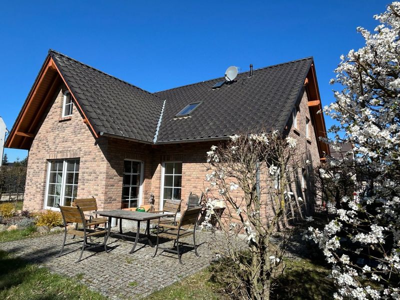 Exquisites Einfamilienhaus mit 6 Zimmern für die große Familie in bester Lage von Fredersdorf